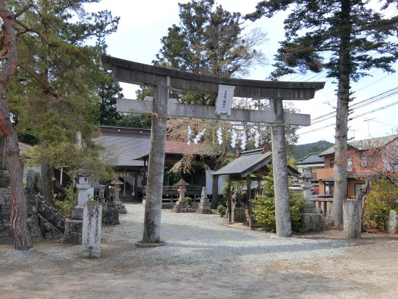 生出森神社